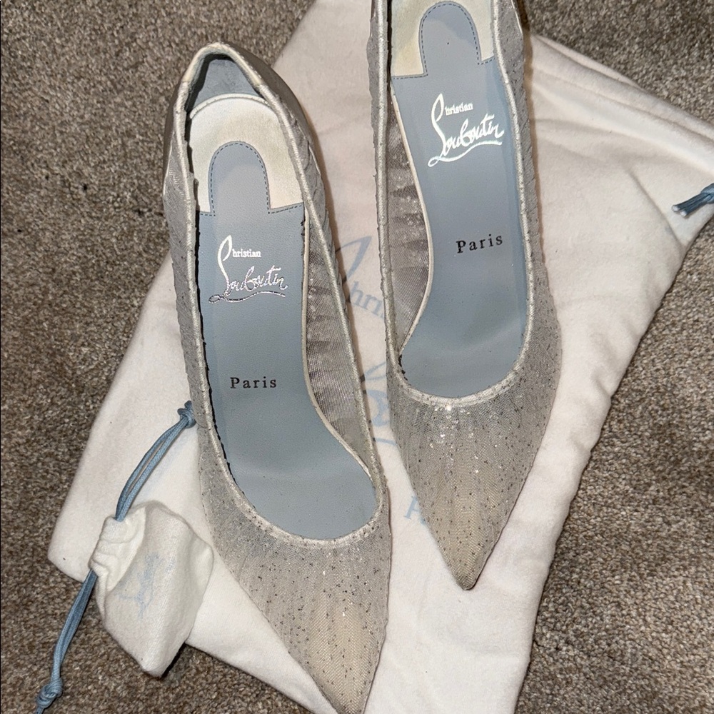 CHRISTIAN LOUBOUTIN
Kate Draperia 85 glittered tulle and satin pumps 39.5